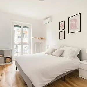 Trastevere Boutique , Rzym Włochy