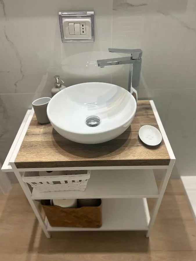 Apartament Volare House Bari 0*,