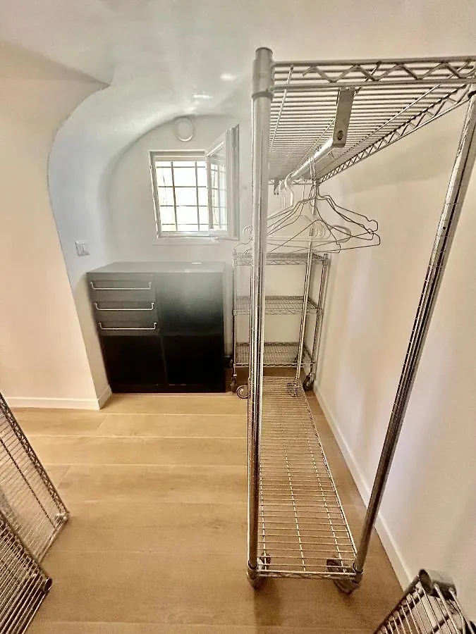 Volare House Apartment Bari Italy